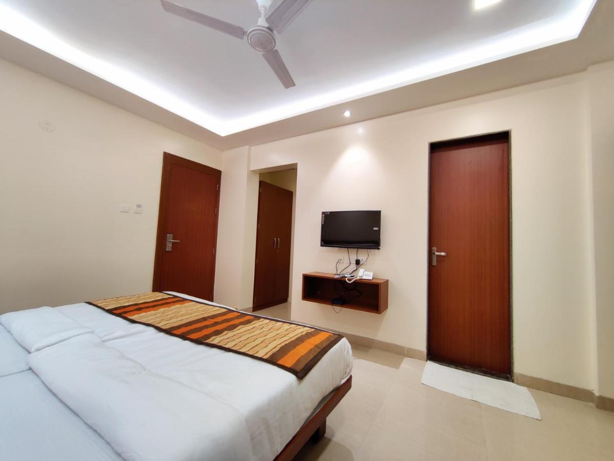 Serenity By Monarch, Baner Pune Méribel Village Exterior foto