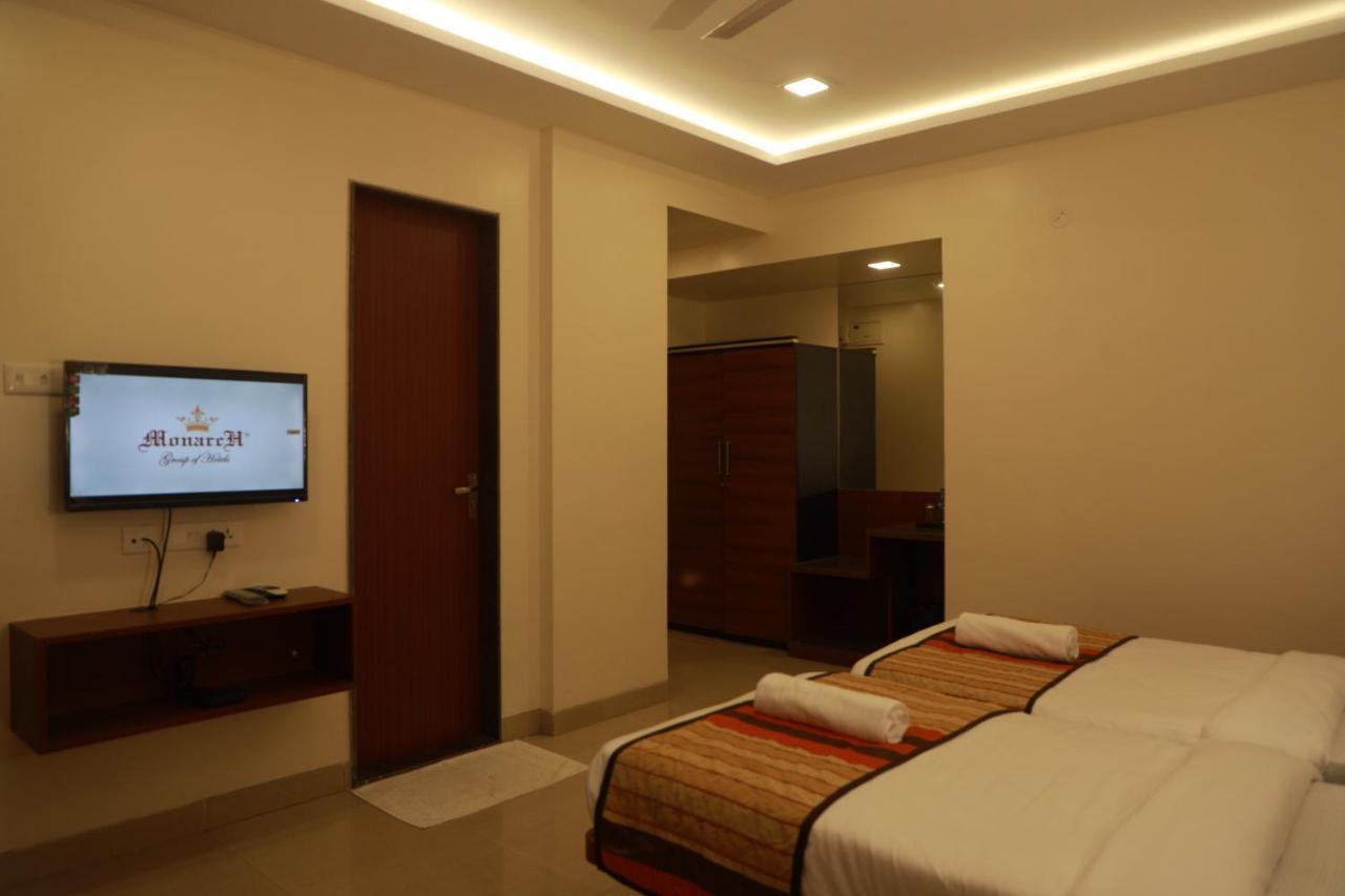 Serenity By Monarch, Baner Pune Méribel Village Exterior foto