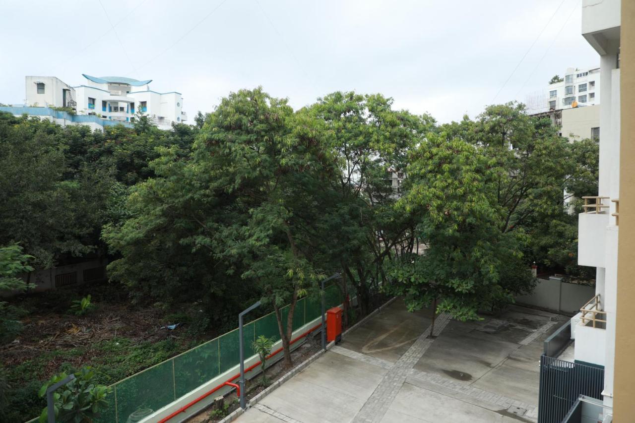 Serenity By Monarch, Baner Pune Méribel Village Exterior foto